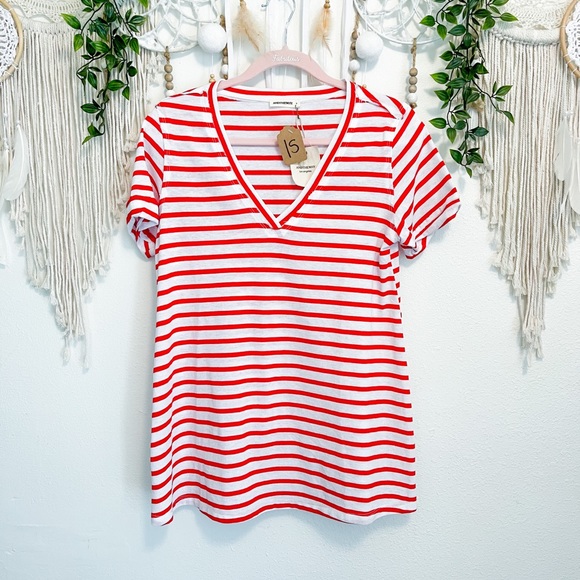 The House Of Gentry Tops - White and Red Striped Tee